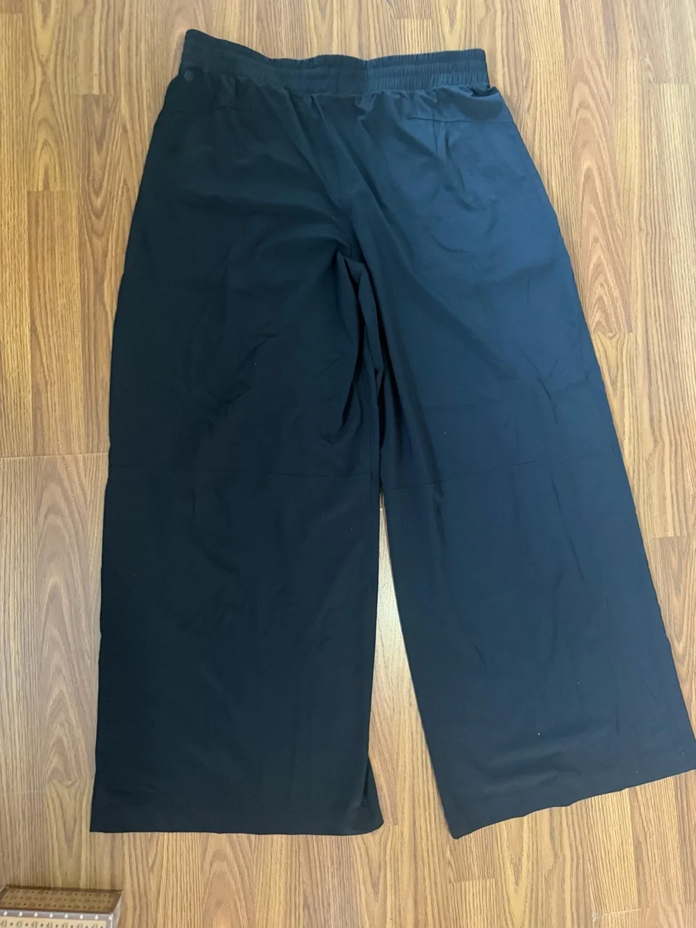 Lululemon Wanderer Crop Athletic Performance Culotte Black 14 Tall